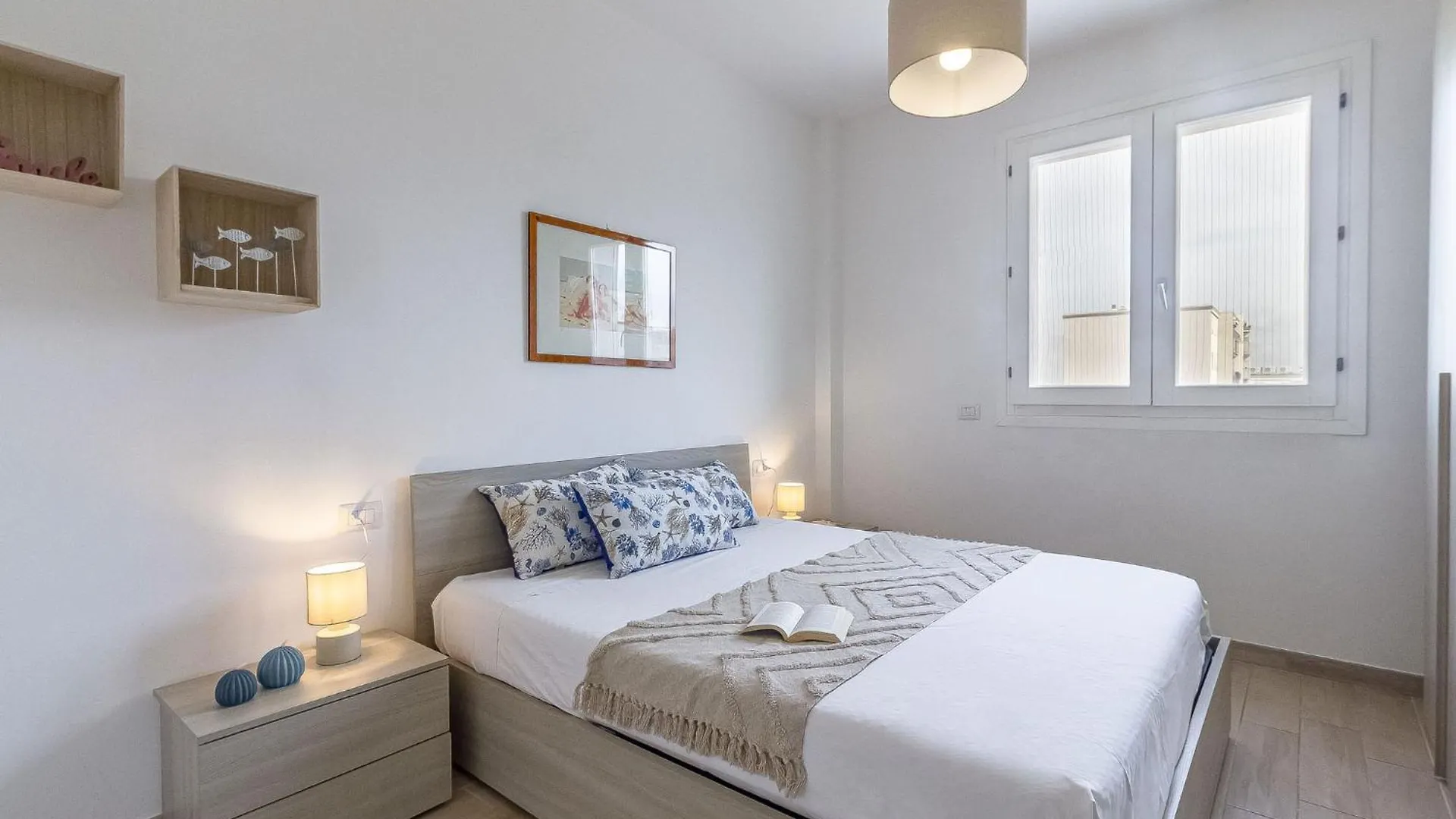 Sofia Apartment アルゲーロ 0*,