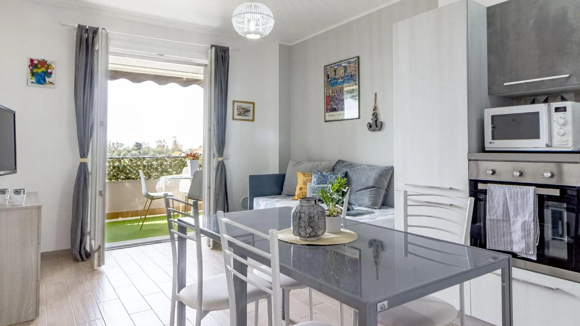 Sofia Apartment アルゲーロ